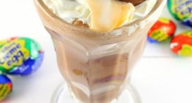 Cadbury Creme Egg Milkshake from www.chocolatemoosey.com