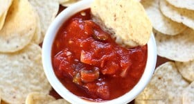 Garden Salsa | www.chocolatemoosey.com