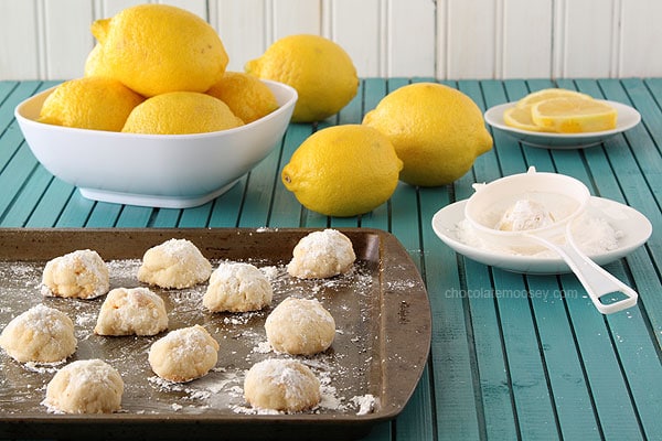 Lemon Snowball Cookies from www.chocolatemoosey.com @chocolatemoosey Lemon Snowball Cookies