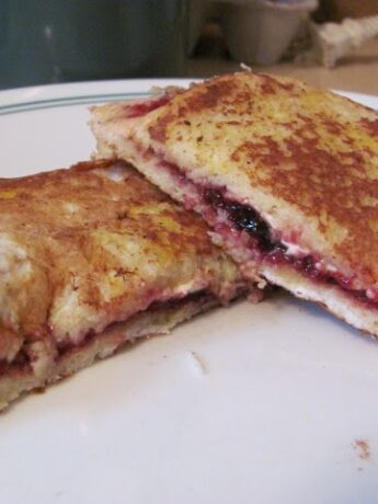 Stuffed French Toast from www.chocolatemoosey.com