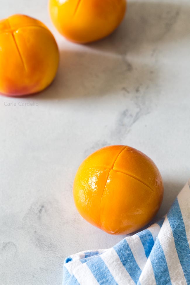 3 peeled peaches