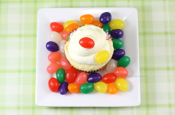 Jelly Bean Cupcakes | www.chocolatemoosey.com