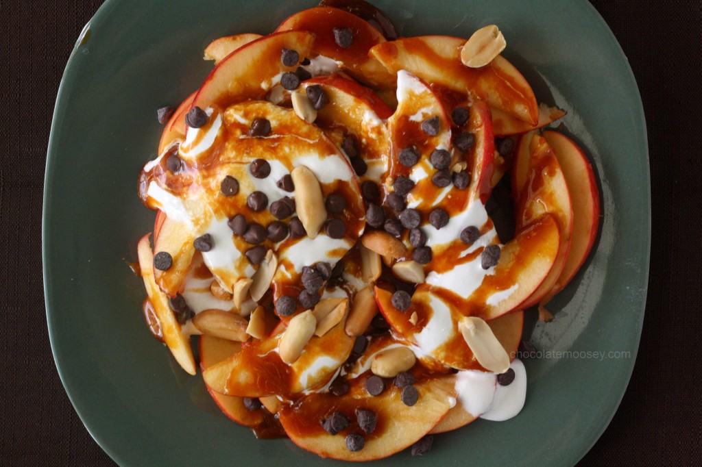Apple Nachos from www.chocolatemoosey.com Apple Nachos