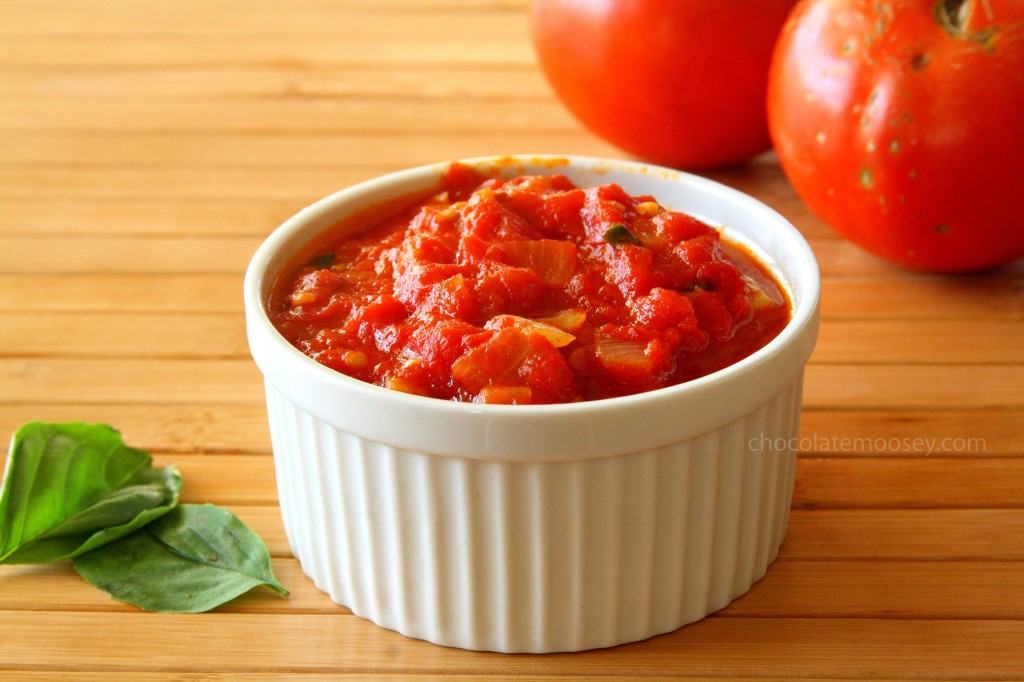 Quick and Fresh Basil Tomato Sauce