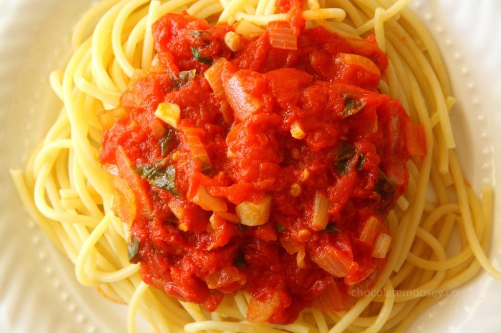 Quick and Fresh Basil Tomato Sauce