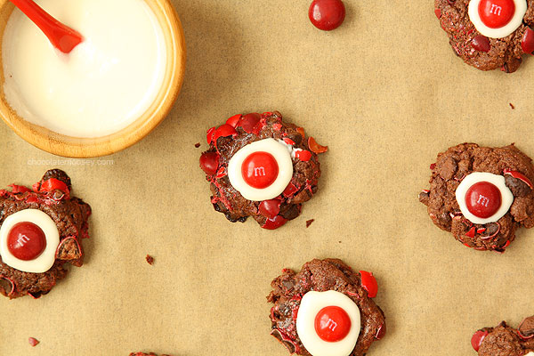 Chocolate Cherry M&M Thumbprint Cookies from www.chocolatemoosey.com @chocolatemoosey