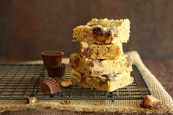 Peanut Butter Cup Bars | www.chocolatemoosey.com