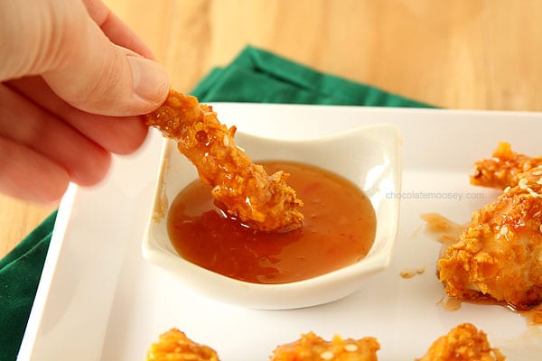 Crispy Baked General Tso's Sweet Chili Chicken Strips | www.chocolatemoosey.com