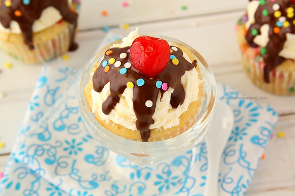 Funfetti Ice Cream Sundae Cupcakes | www.chocolatemoosey.com