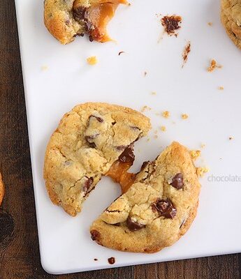 Caramel Stuffed Chocolate Chip Cookies | www.chocolatemoosey.com