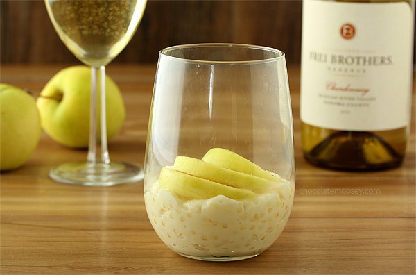 Tapioca Pudding with Fresh Apple Slices | www.chocolatemoosey.com