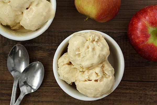 Apple Cider Ice Cream | www.chocolatemoosey.com