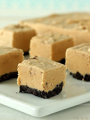 Easy Peanut Butter Oreo Fudge | www.chocolatemoosey.com