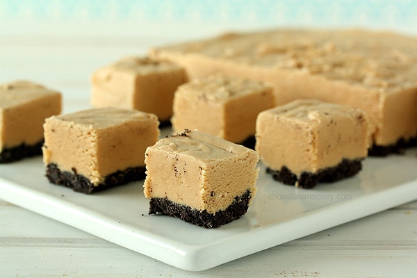 Easy Peanut Butter Oreo Fudge | www.chocolatemoosey.com