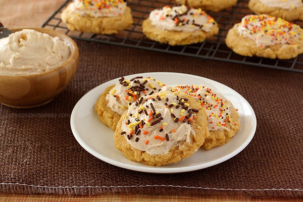 Soft Pumpkin Sugar Cookies with Cinnamon Frosting | www.chocolatemoosey.com