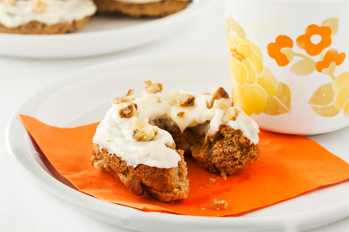 Baked donut recipe for carrot cake donuts