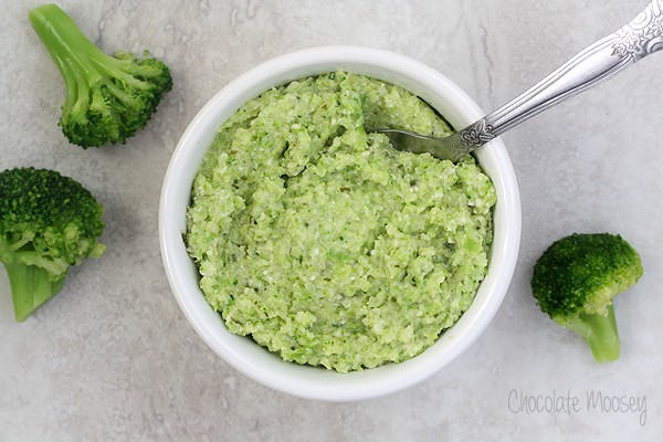 Easy Broccoli Pesto to use for pizza and pasta