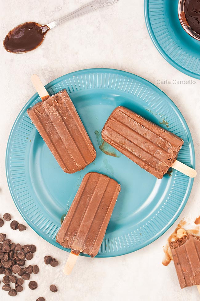 3 fudgesicles on a teal plate