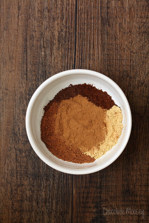 Pumpkin Pie Spice with cinnamon, ginger, nutmeg, clove, and allspice