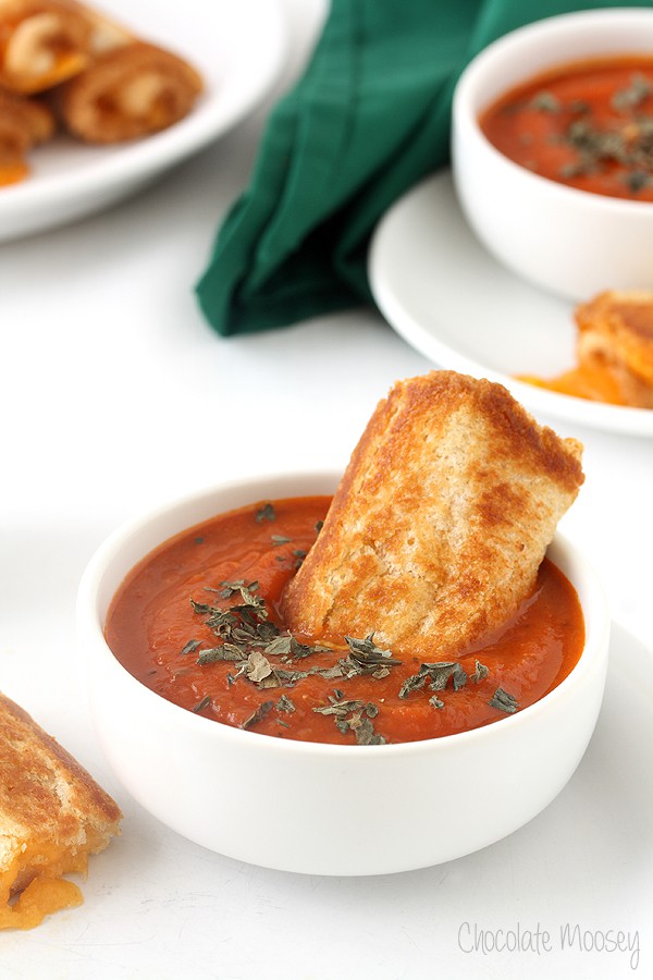 Grilled Cheese Roll Ups with Tomato Soup Dipping Sauce