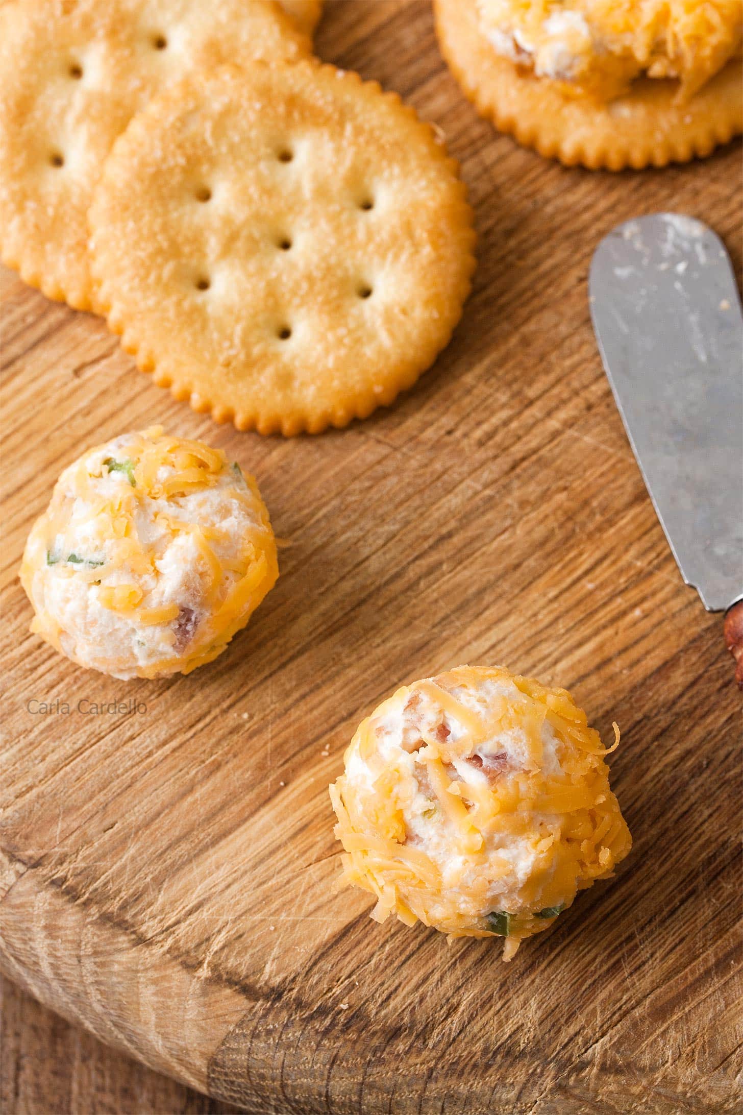 Cheese ball bites with crackers