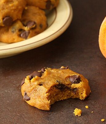 Soft and Spiced Pumpkin Chocolate Chip Cookies