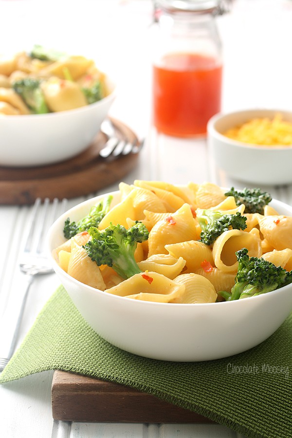 Sweet Chili Mac and Cheese Shells with broccoli