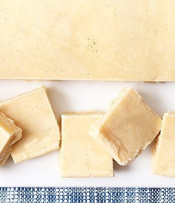 Melt-in-your-mouth Vanilla Bean Fudge made easy