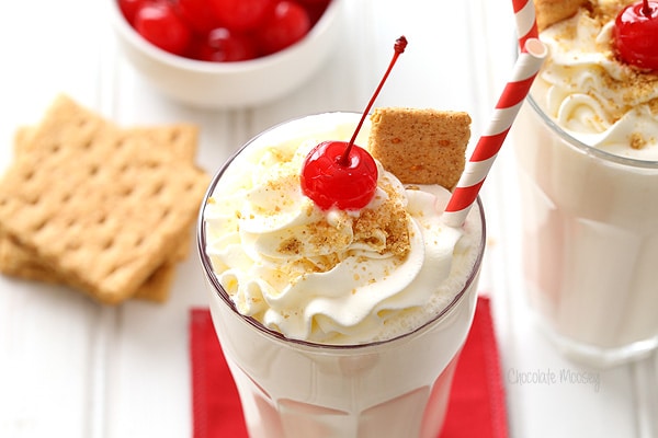 Easy to make Cheesecake Milkshakes