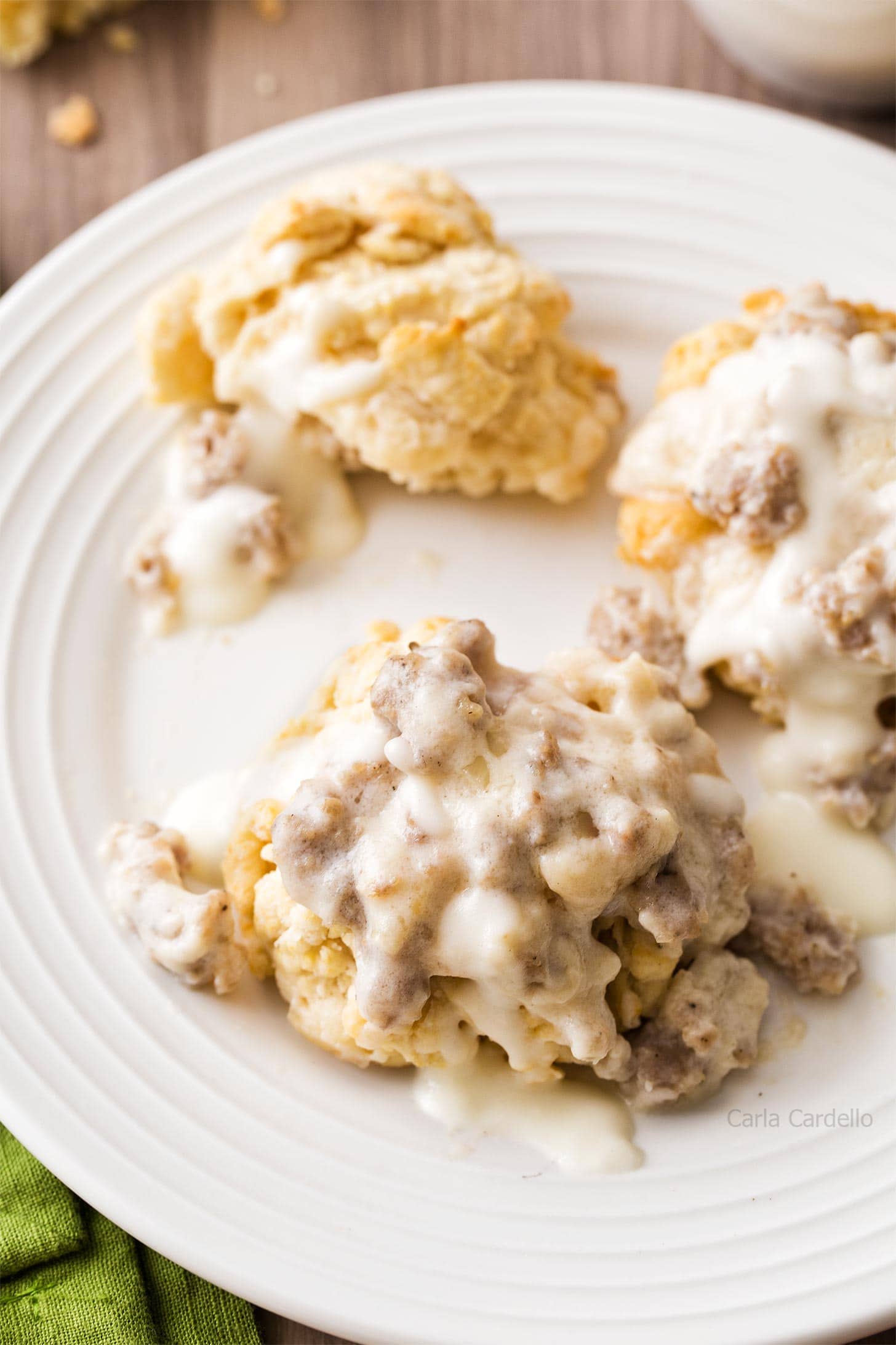 Biscuits with sausage gravy