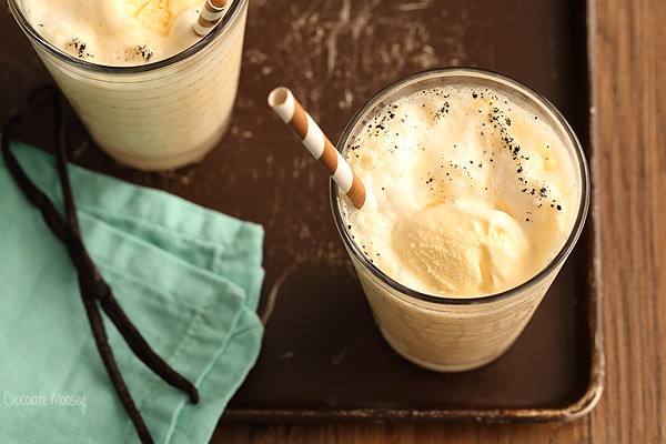 Vanilla Bean Cream Soda Floats