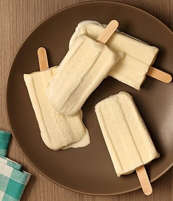 Vanilla Bean Creamsicles - a vanilla version of fudgesicles