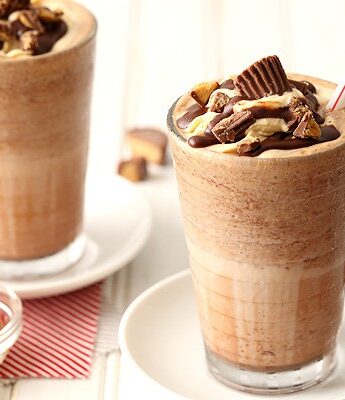Peanut Butter Frozen Hot Chocolate