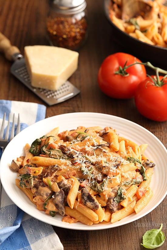 Creamy Tomato Mushroom Pasta - Homemade In The Kitchen