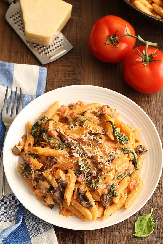 Creamy Tomato and Mushroom Pasta with spinach and homemade tomato sauce