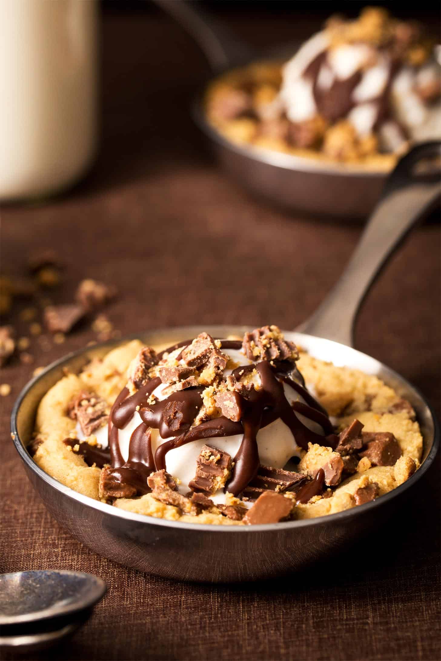 Close of mini skillet cookie