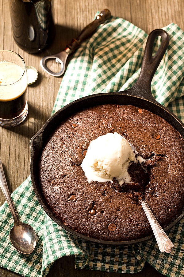 Chocolate Stout Skillet Cake - Homemade In The Kitchen