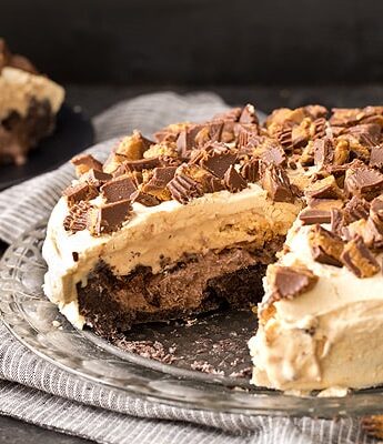 Buckeye Ice Cream Cake (Chocolate Peanut Butter)