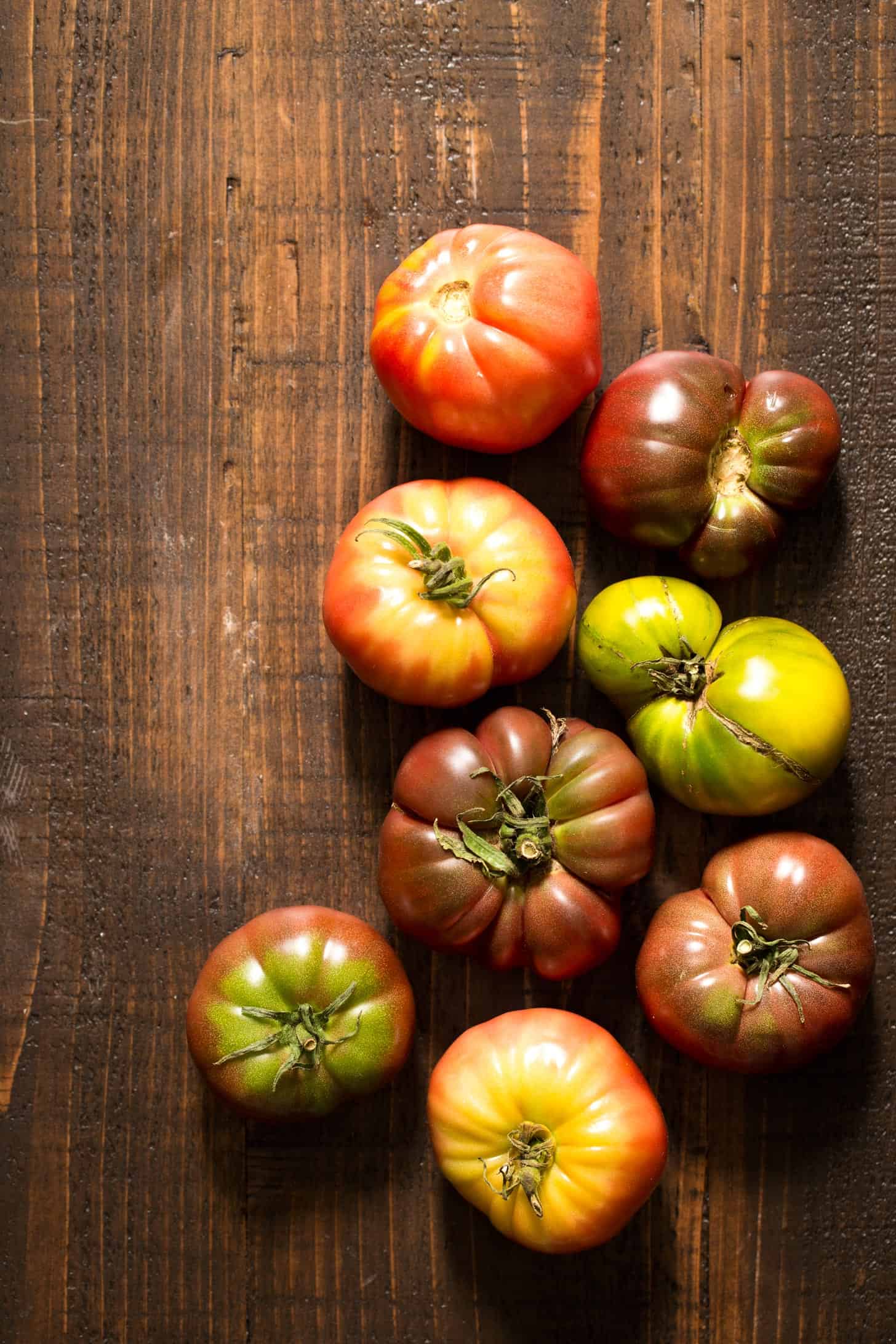 Heirloom tomatoes to make fresh tomato soup