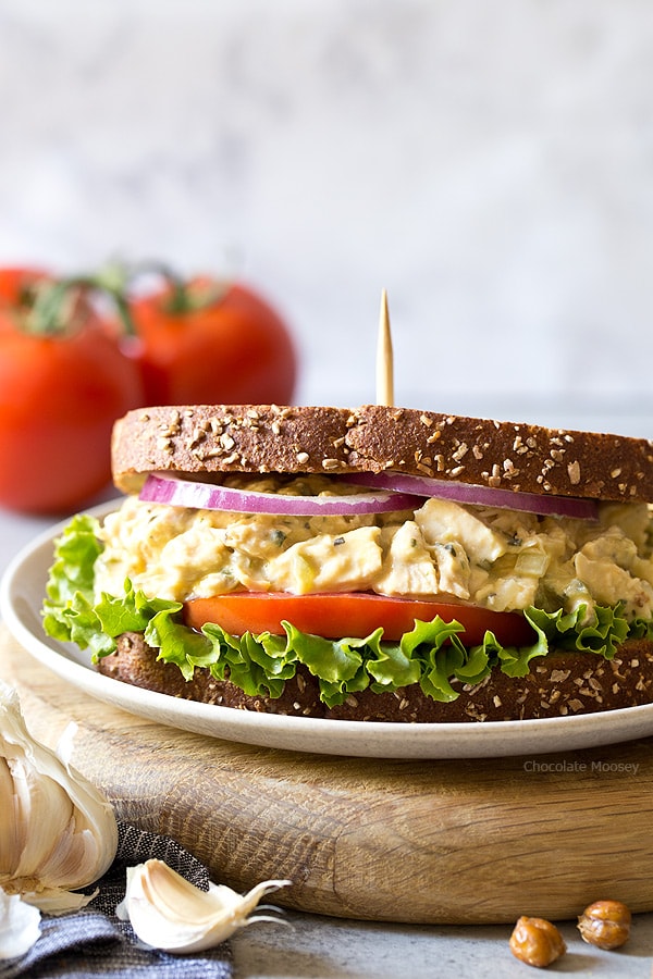 Garlic Hummus Chicken Salad Sandwiches with a creamy garlic hummus spread - pack them for lunch or have them ready for dinner when you know you won't have time to cook.