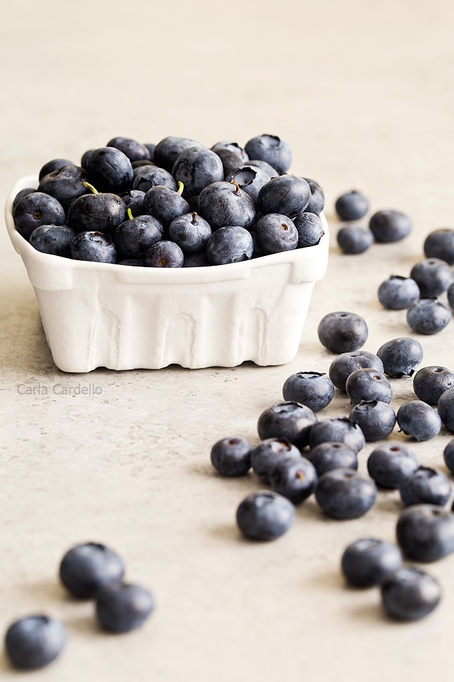 Blueberries for Blueberry Yogurt Popsicles