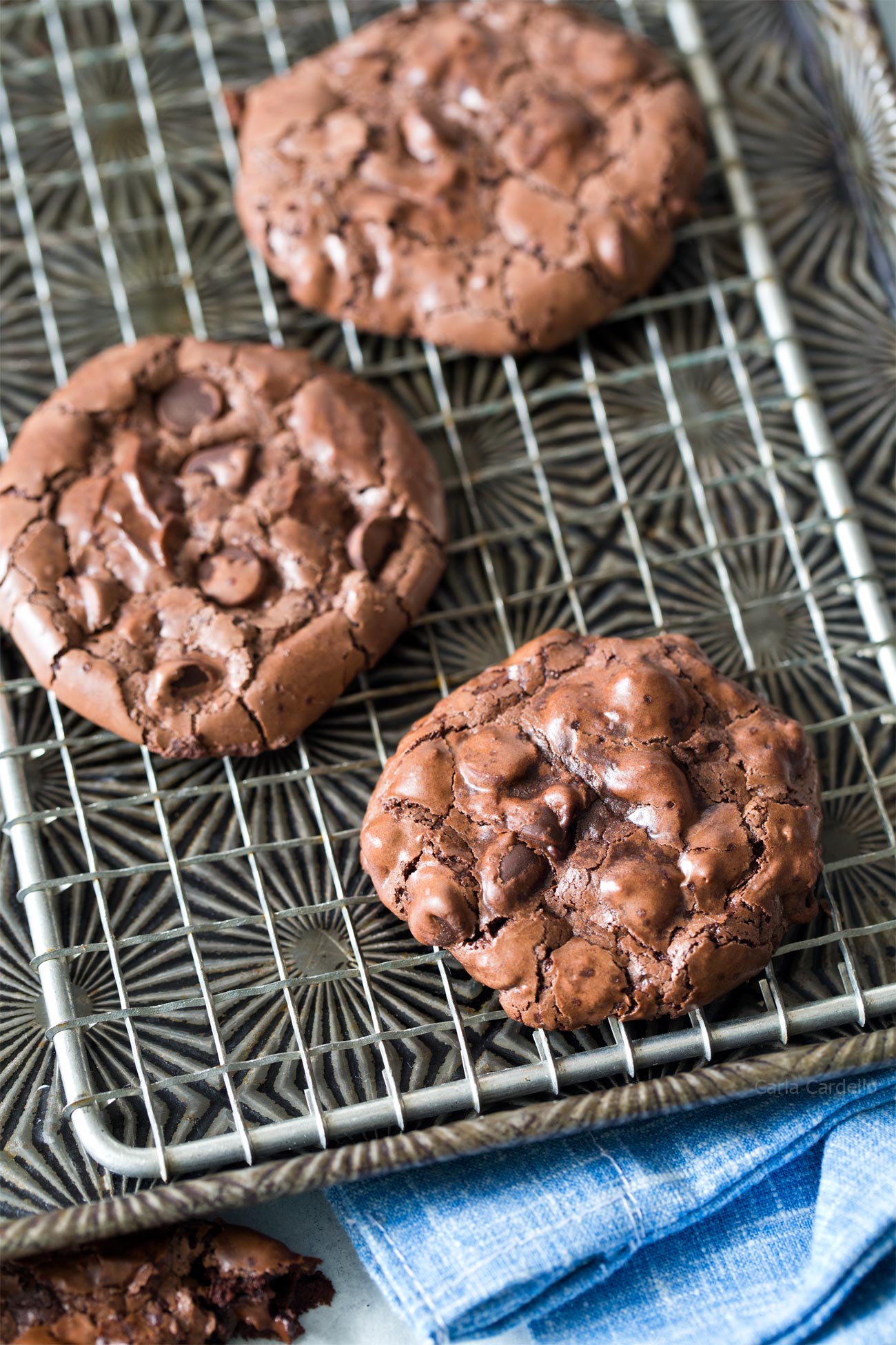 Small Batch Flourless Chocolate Cookies