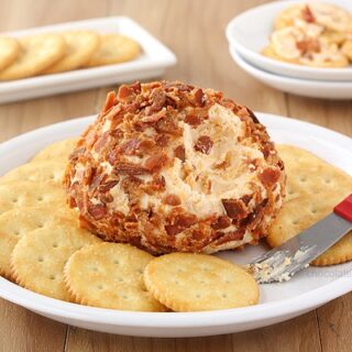 Bacon Cheddar Cheese Ball