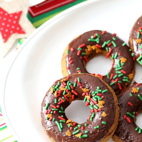 Chocolate Gingerbread Baked Doughnuts