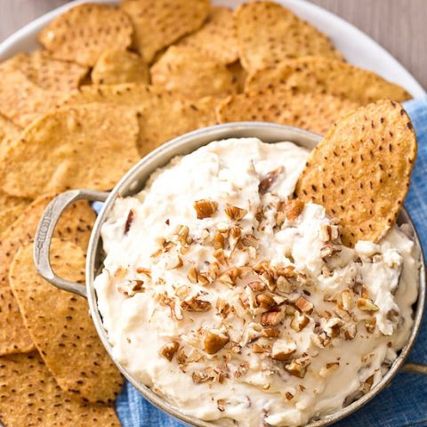 Maple Pecan Cheesecake Dip