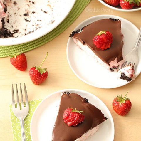 No Bake Chocolate Covered Strawberry Pie