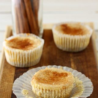 Small Batch Mini Snickerdoodle Cheesecakes