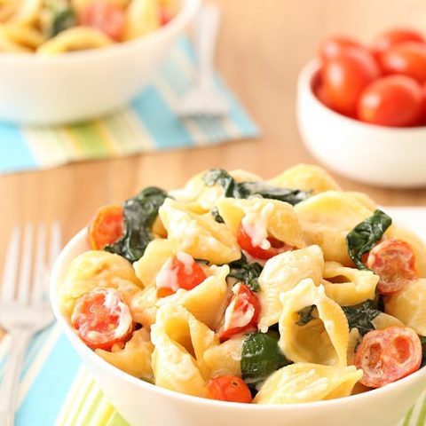 Tomato, Spinach, and Goat Cheese Pasta