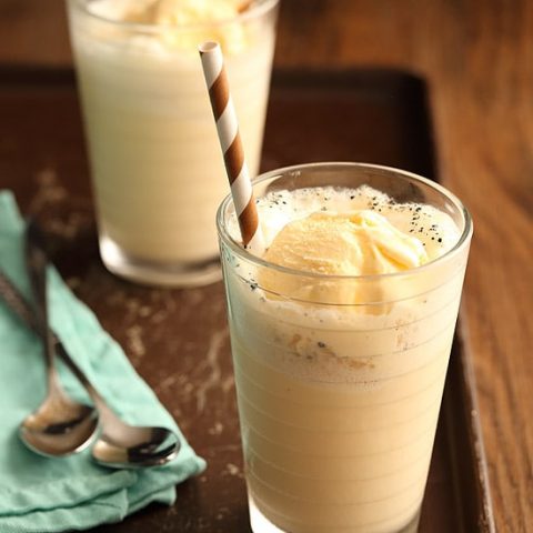 Vanilla Bean Cream Soda Floats