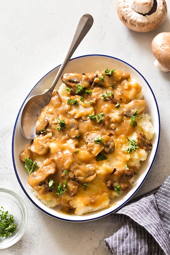 Mushroom Gravy (Vegan Friendly) - Homemade In The Kitchen